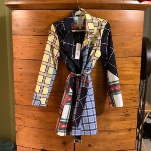 Super cute Spanner rain/spring lined jacket.